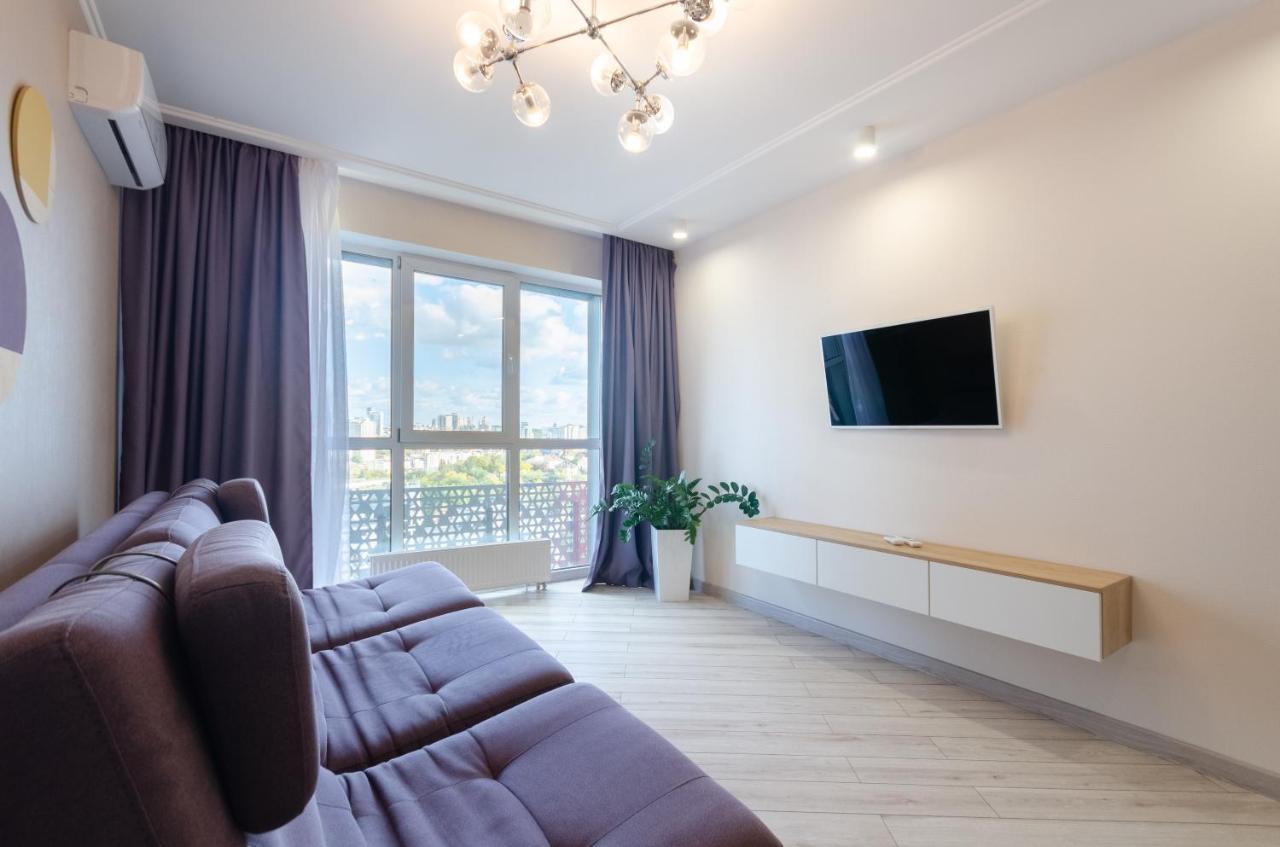Petrovdom 41B-59B-90B-77B Stunning City View Apartments At Rc Kvartet, Central Railway Station Kiew Exterior foto