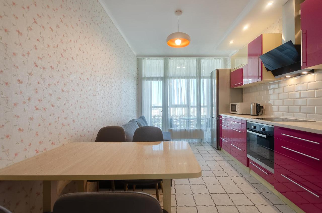 Petrovdom 41B-59B-90B-77B Stunning City View Apartments At Rc Kvartet, Central Railway Station Kiew Exterior foto
