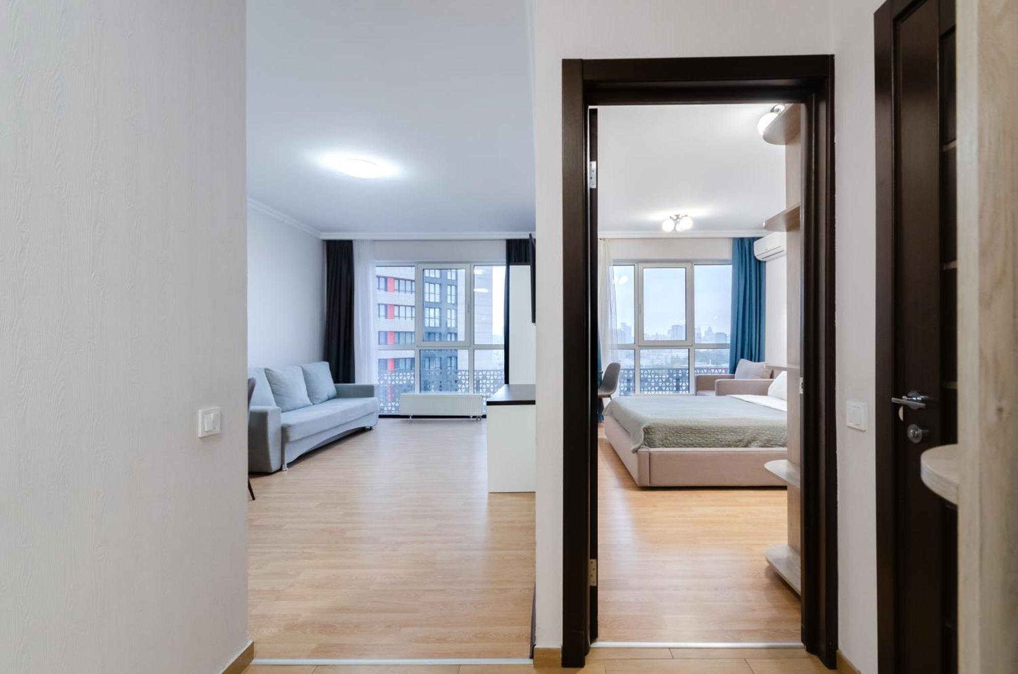 Petrovdom 41B-59B-90B-77B Stunning City View Apartments At Rc Kvartet, Central Railway Station Kiew Exterior foto